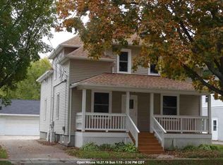 725 S Irwin Ave, Green Bay, WI 54301