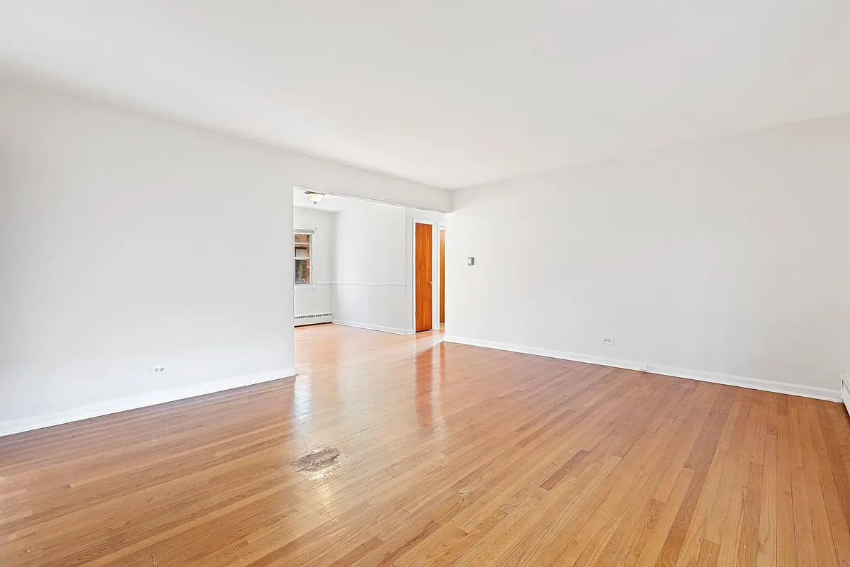2 bed, 793 sqft, $1,900 — Photo 3