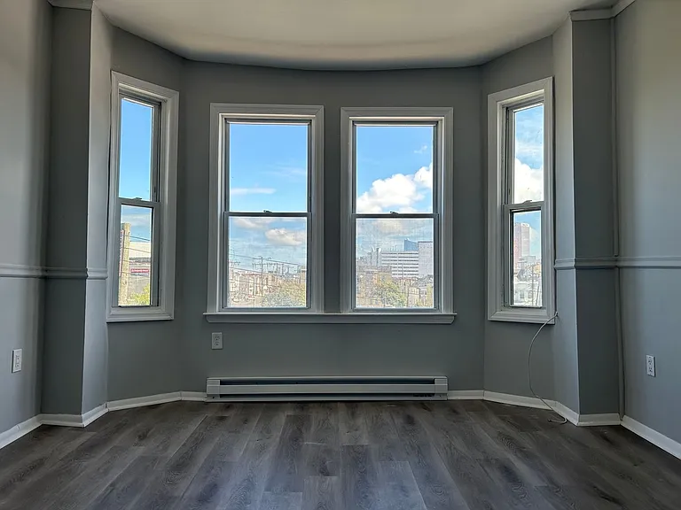 2628 Atlantic Ave #301 — Photo 4