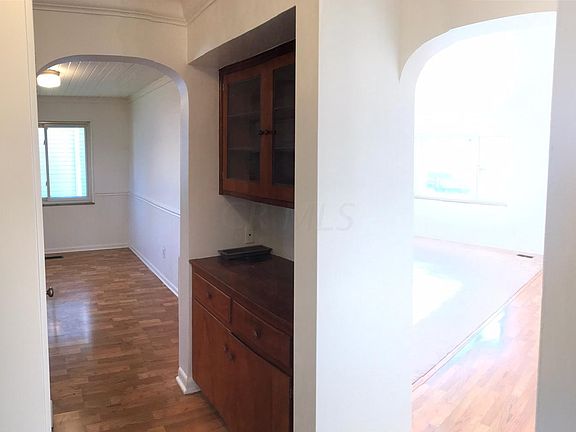 4th image of 3588 Park St
