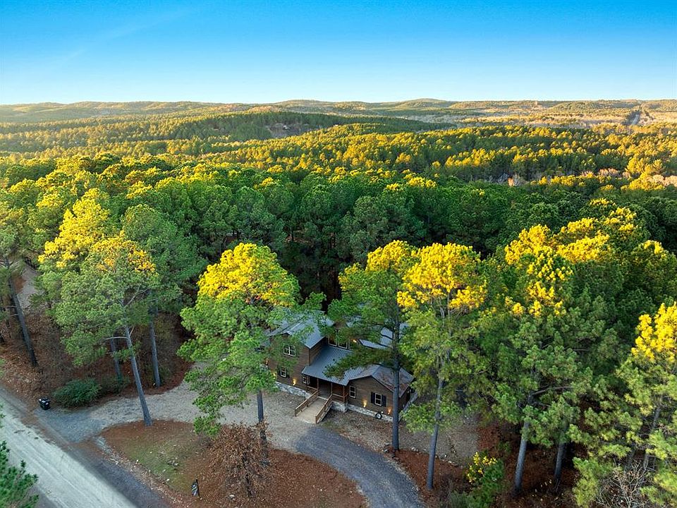 1st image of 67 Mountain Pine Trl
