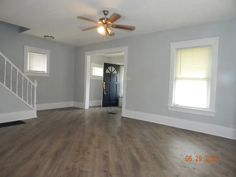 926 Wertz Ave SW — Photo 5