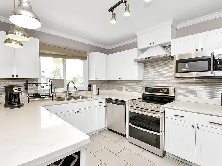 3743 Odin Ct — Photo 6