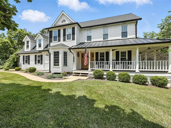 12933 Des Peres Woods Dr, Saint Louis, MO 63131