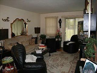 2nd image of 4822 Wilshire Ln