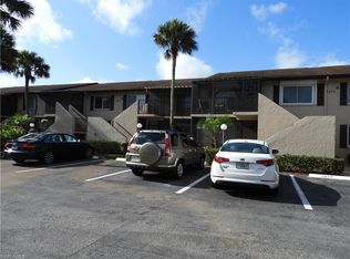 3470 Frosty Way APT 8, Naples, FL 34112