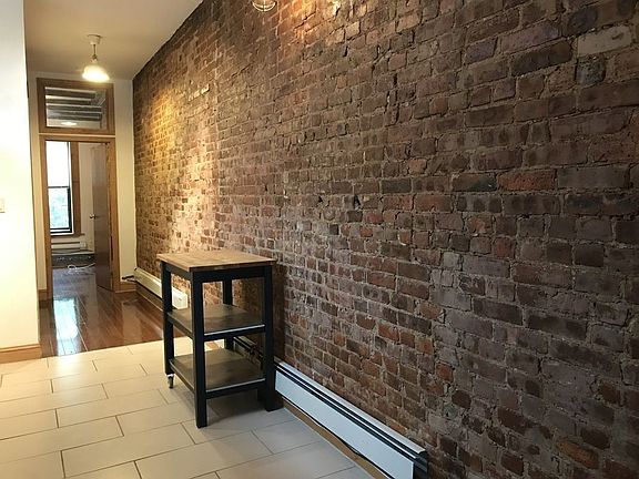 5th image of 2312 1st Ave APT 4S