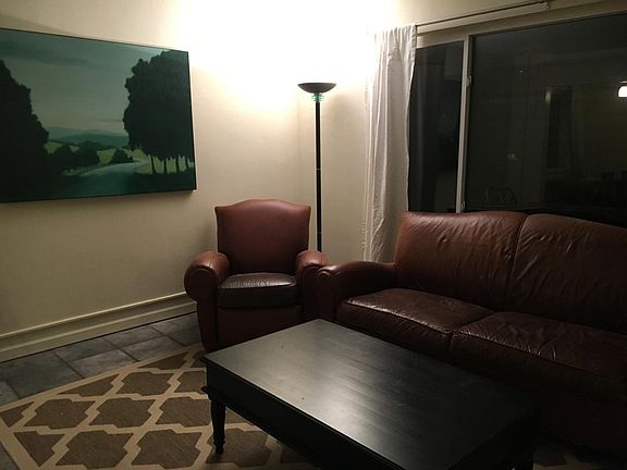 5th image of 4737 40th Ave NE #J