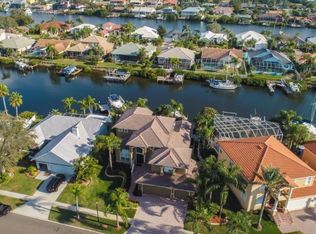 916 Symphony Isles Blvd, Apollo Beach, FL 33572