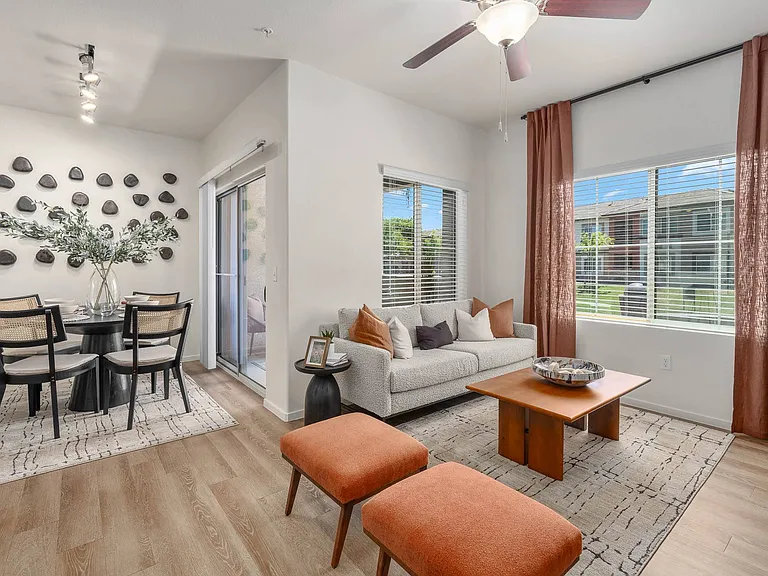 Altair Apartments — Photo 29
