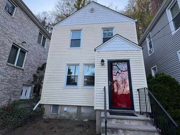 698 Undercliff Ave, Edgewater, NJ 07020