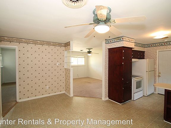5th image of 902 Cove Ave