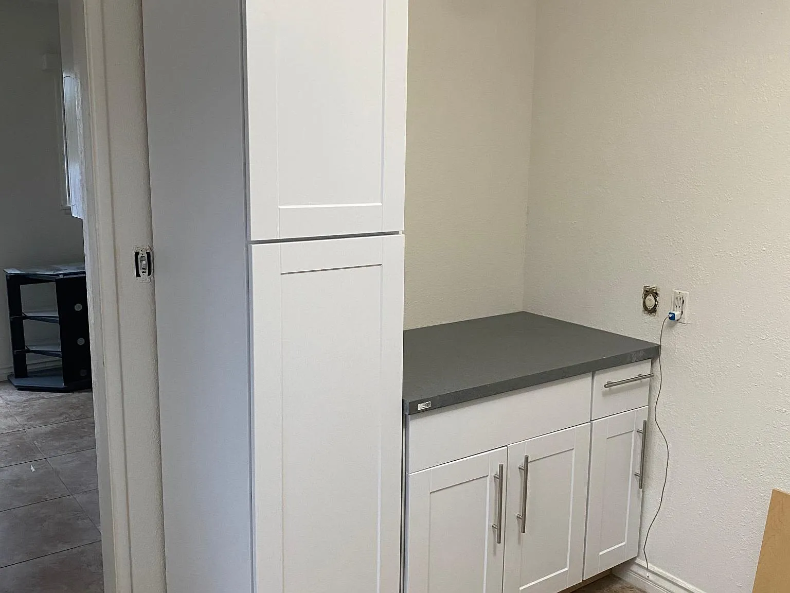 6 bed, 2162 sqft, $4,995 — Photo 4