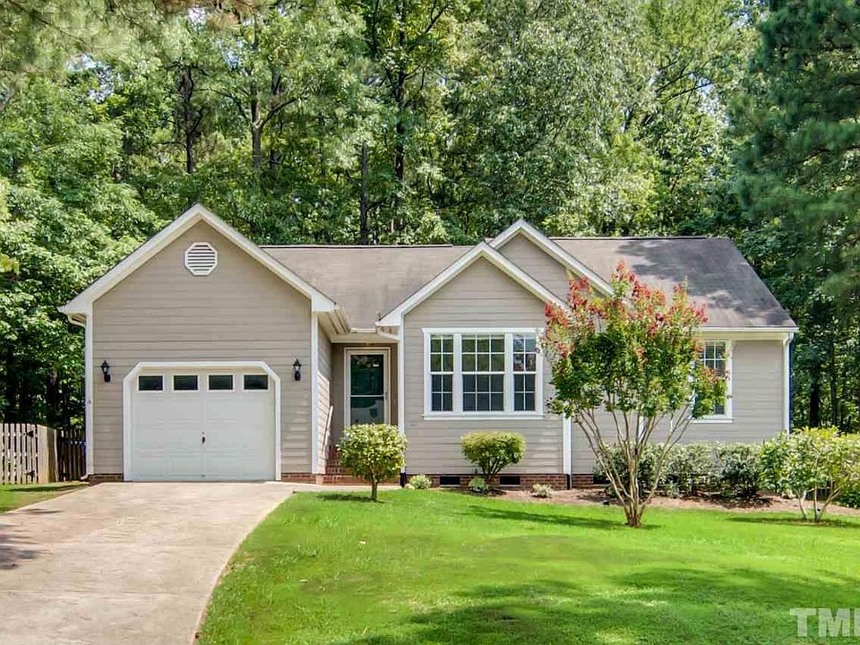 1st image of 26 Ringwood Ct