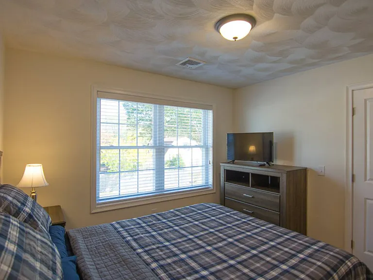 12 Bicknell Ave — Photo 12