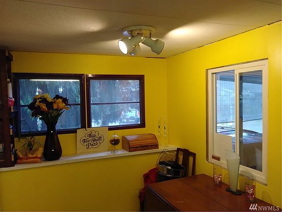 3rd image of 7301 NE 175th St Unit 327
