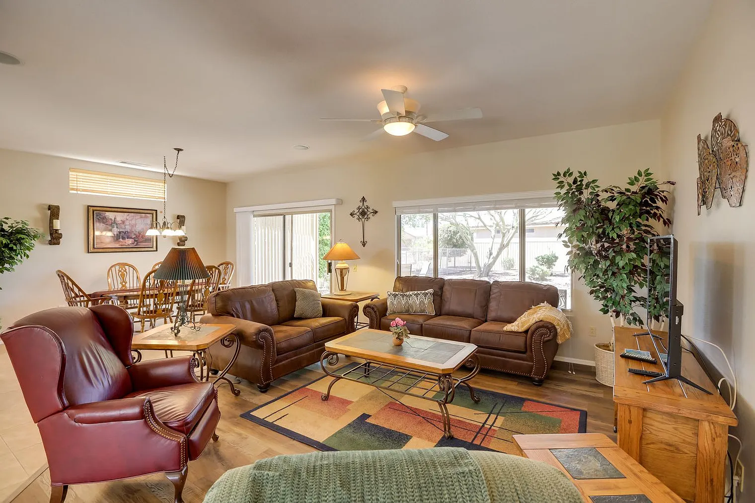 2 bed, 2.0 bath, 1646 sqft, $2,580 — Photo 1