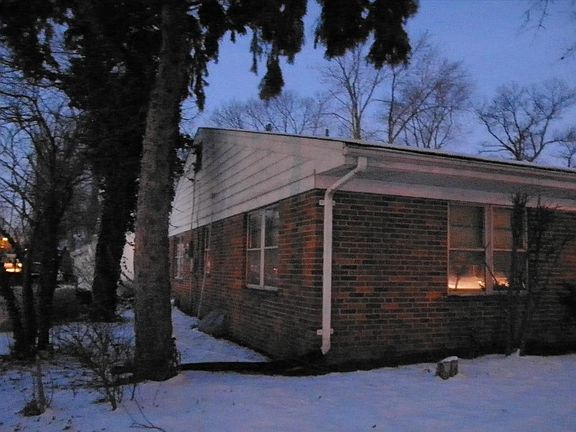 2nd image of 7607 Warwick Dr