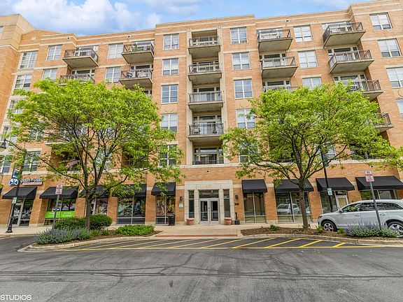 2nd image of 647 Metropolitan Way Unit 411
