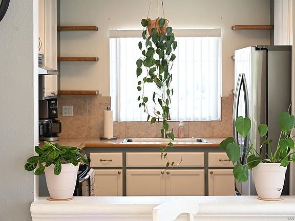4th image of 25802 Dorval Ct