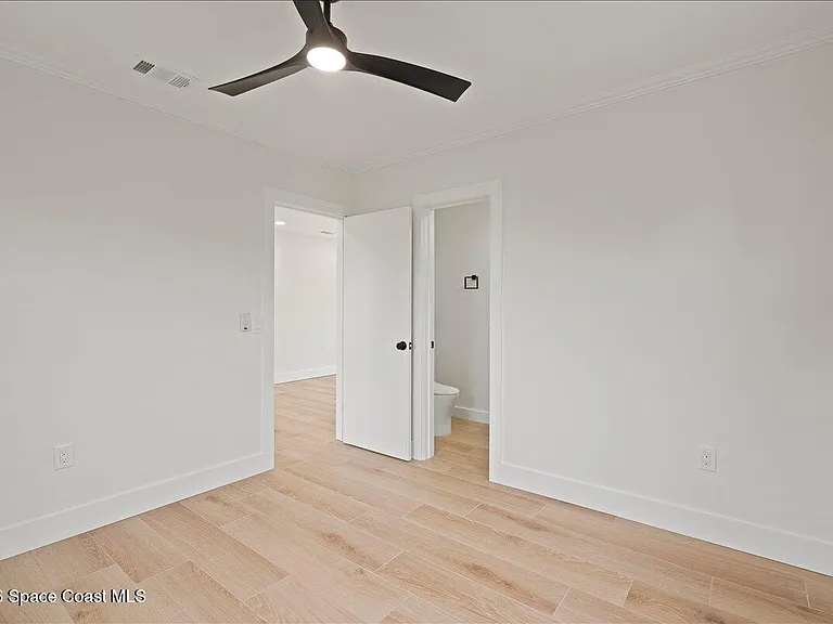 301 W Rutgers St — Photo 17