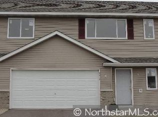 9212 Golden Pond Ln, Monticello, MN 55362