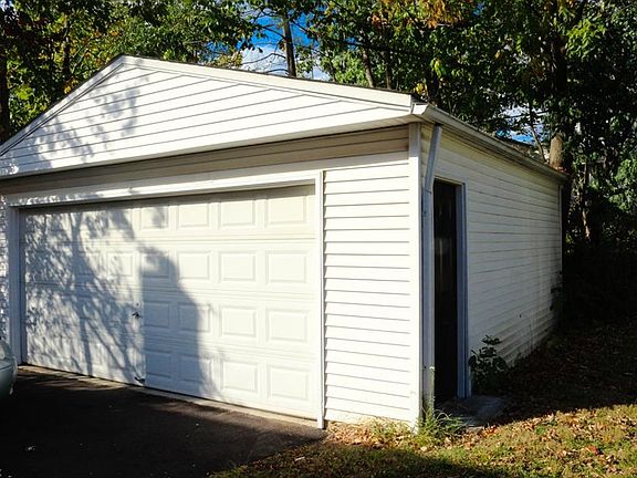 5th image of 13723 Cranwood Dr