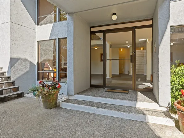 8517 242nd Street SW #205A, Edmonds, WA 98026