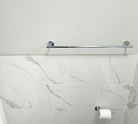 Main Full Bathroom Newly renovated.
