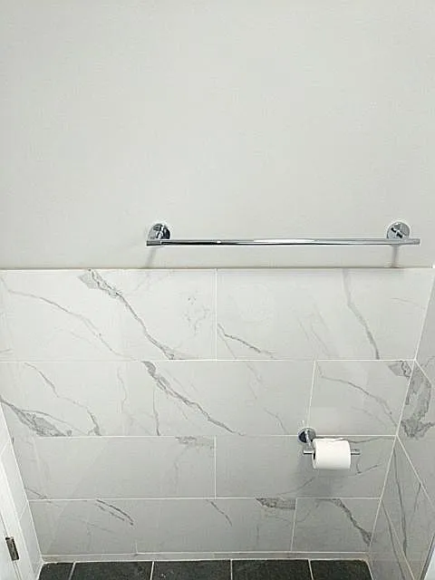 Main Full Bathroom Newly renovated.