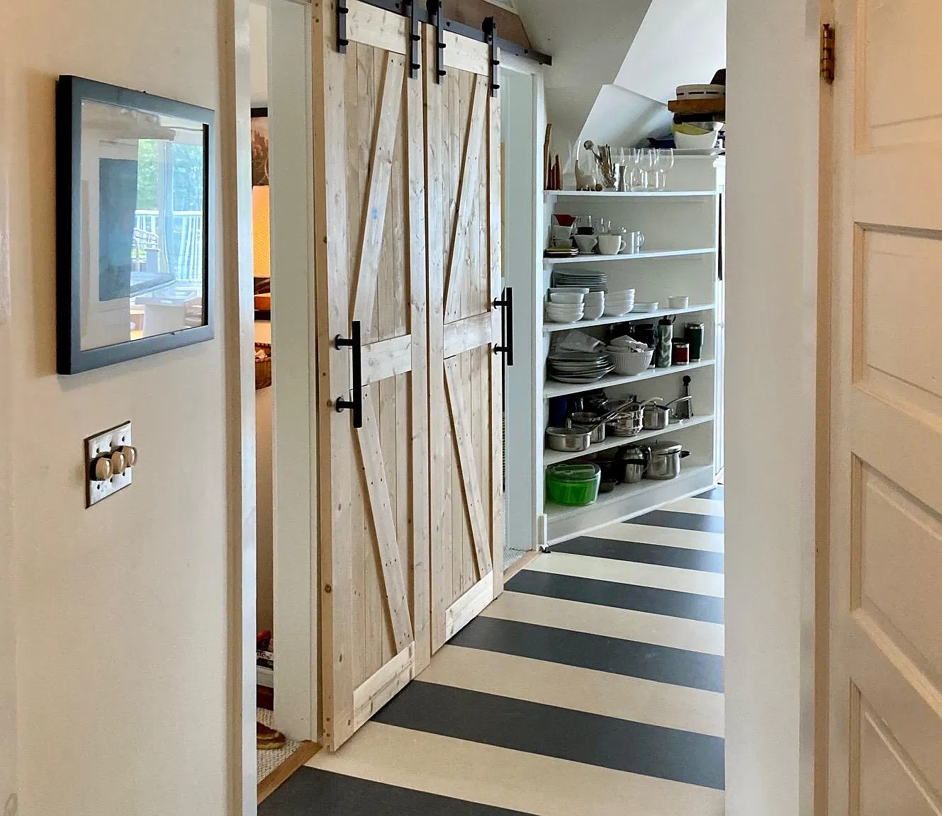 3 bed, $3,500 — Photo 1
