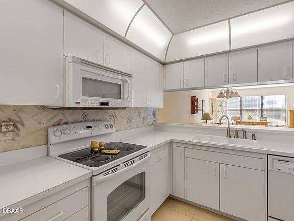 5th image of 402 Bouchelle Dr APT 103
