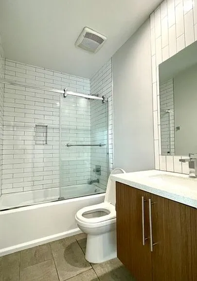 4937 W 20th St #1/4 — Photo 18
