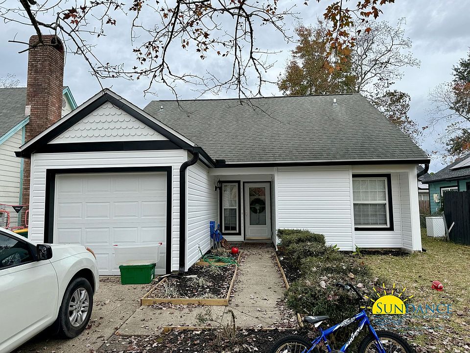 1st image of 2617 Windsor Ln N