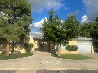 3518 Dakota St NE, Albuquerque, NM 87110