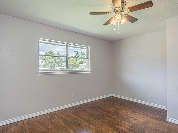 3rd image of 7513 Cardinal Cir