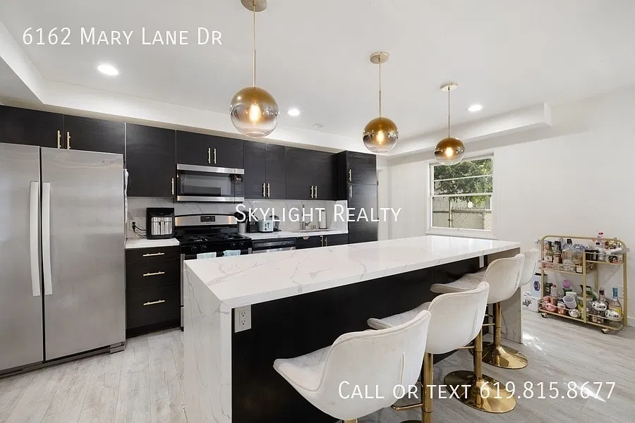 8 bed, 3000 sqft, $12,500 — Photo 4