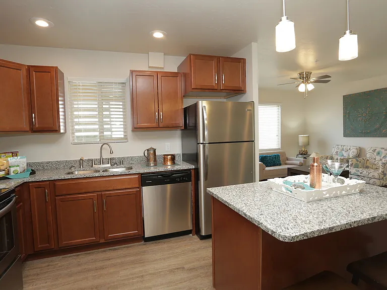 3402 Bixler Dr — Photo 3