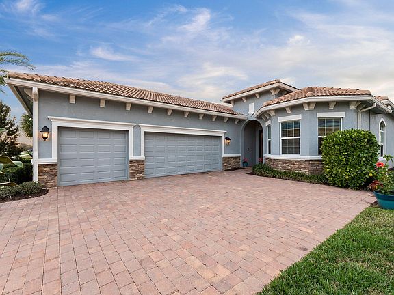 3rd image of 22032 SW Tivolo Way