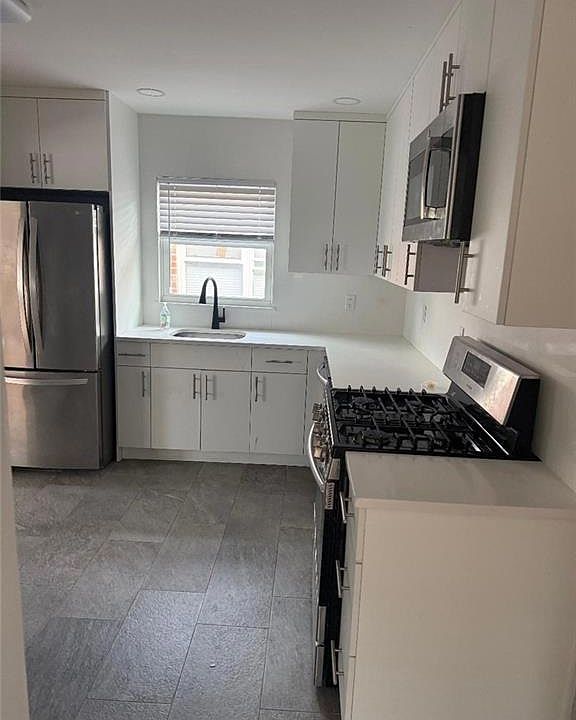 1st image of 25 Duryea Ave #2
