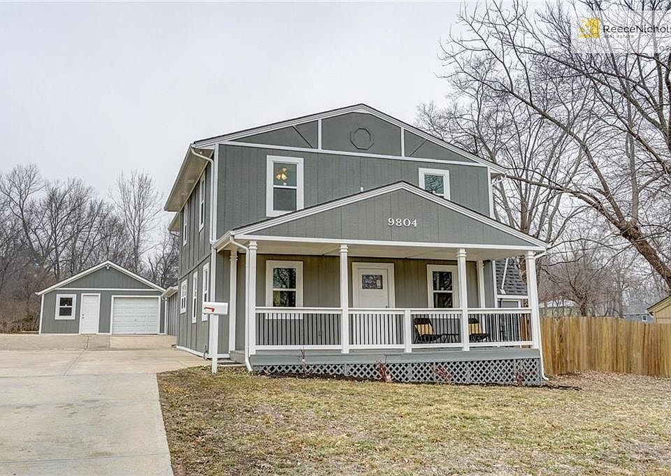 Welcome to 9804 W 61st Street!