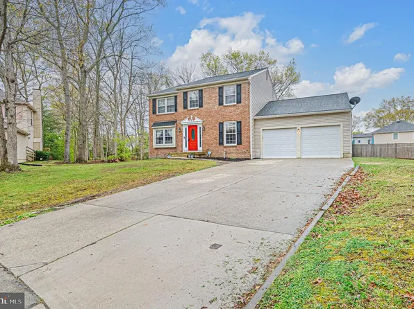 9 Rook Ct, Egg Harbor Township, NJ 08234