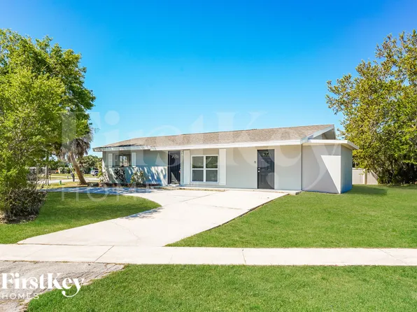 1633 Hayworth Rd, Pt Charlotte, FL 33952