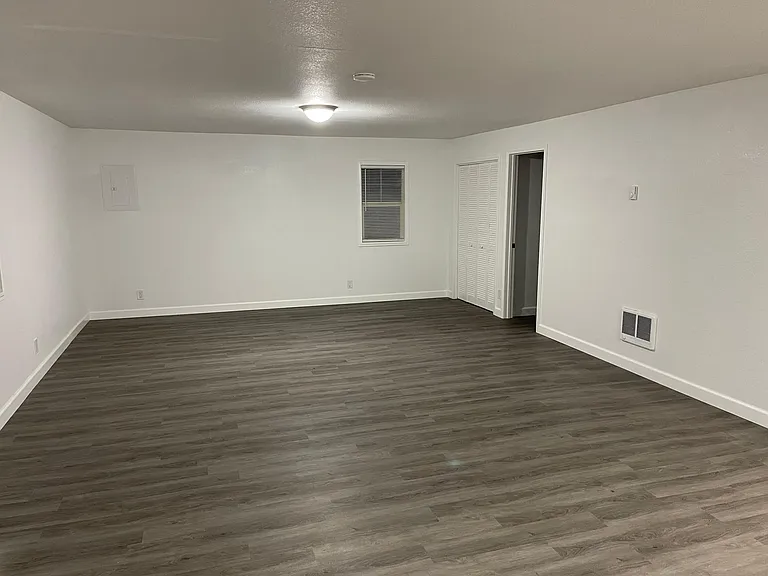 7180 Wheatland Rd NE — Photo 8