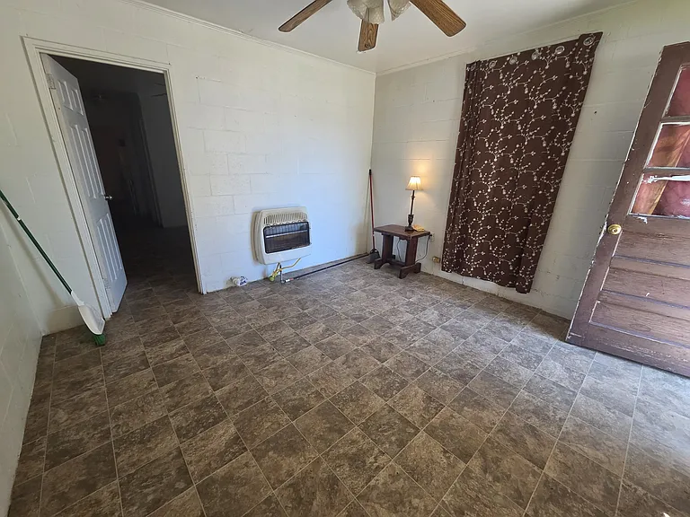 445 Fenwick St — Photo 2