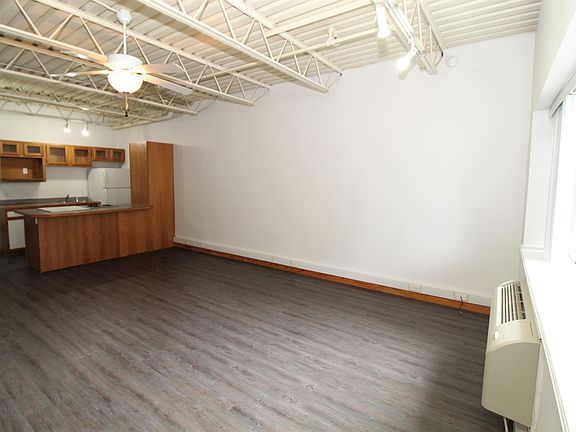 4th image of 1023 N Molly Ct