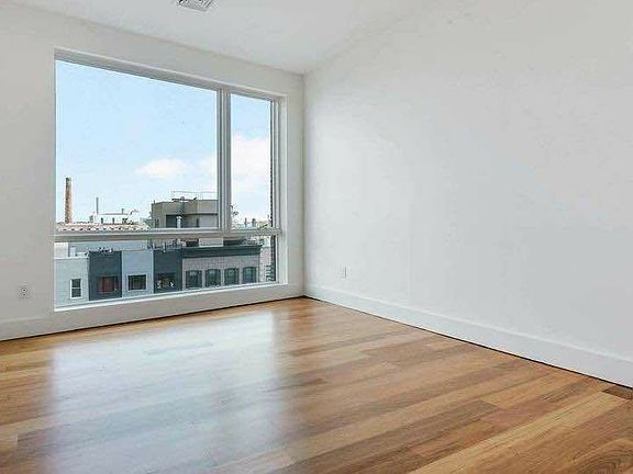 4th image of 216 Freeman St #50E