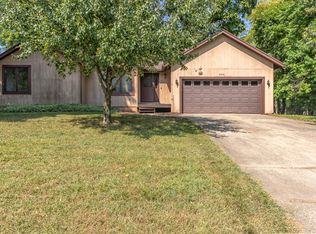 9308 Oakview Dr, Portage, MI 49024