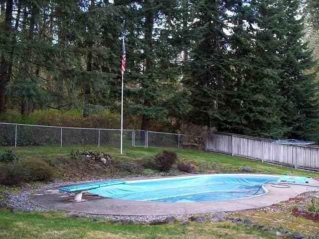 2nd image of 726 S Montavilla Dr