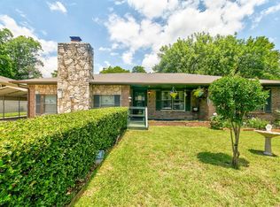 1212 Briarwood Dr, Cleburne, TX 76033